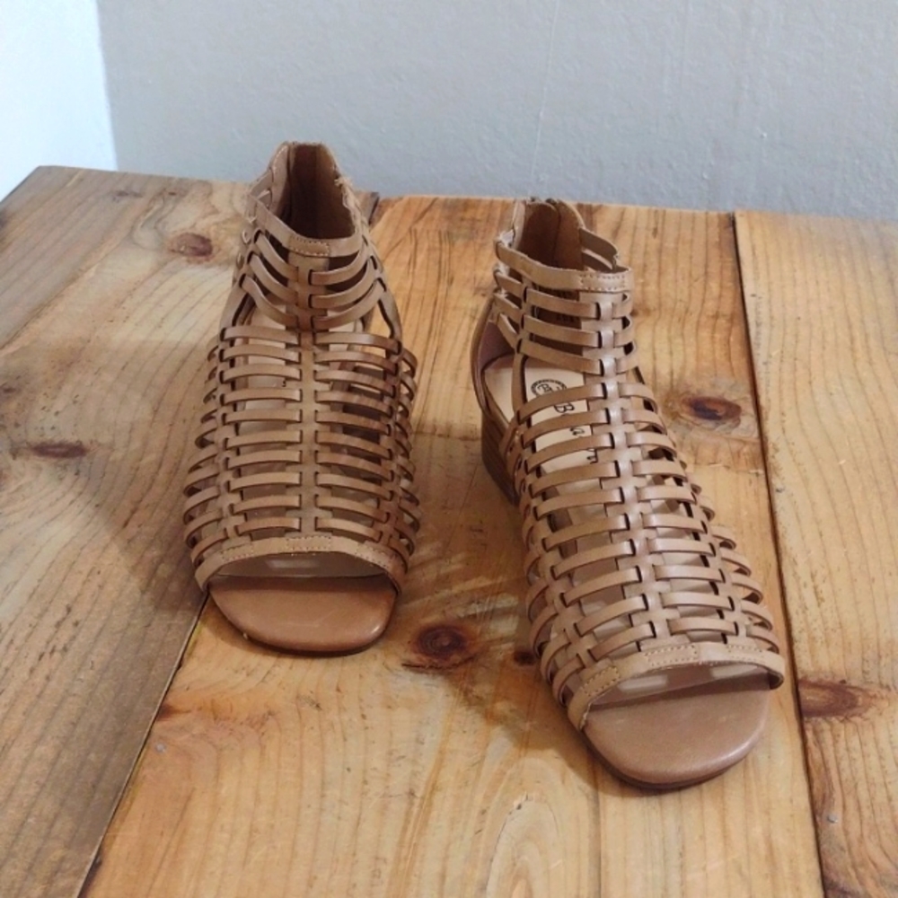 Bella Vita Holden Leather Gladiator Sandal Size 7W NEW - Picture 9 of 12